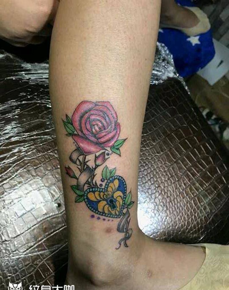 脚踝玫瑰纹身图片_腿部脚部欧美植物成品手稿纹身图案