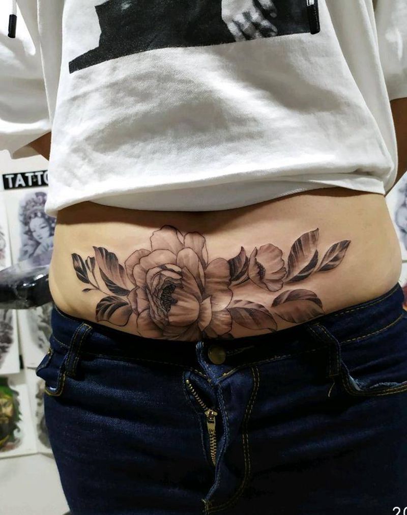 素花纹身纹身图片_腹部清新素花纹身图案