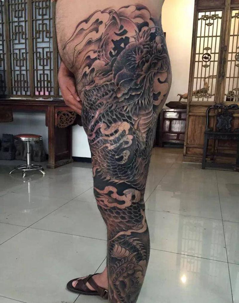 龙纹身图片_成品腿部传统鬼神纹身图案