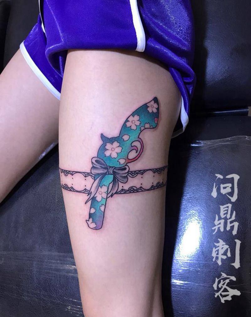 枪纹身图片_腿部纹身图案