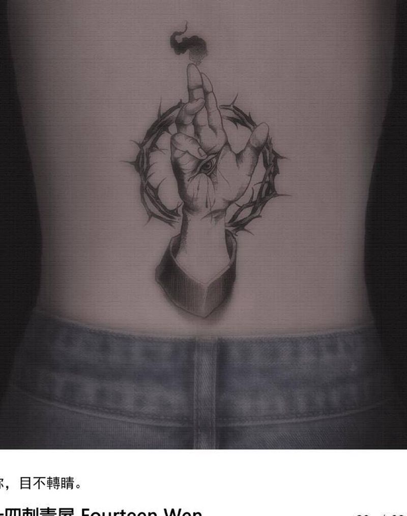 眼纹身图片_背部纹身图案