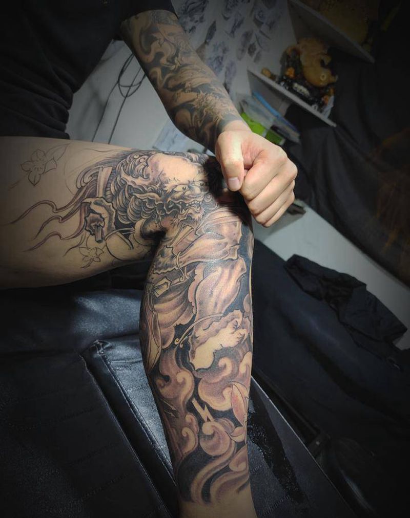 雷神纹身图片_腿部新传统花腿纹身图案