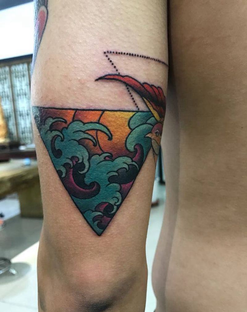 三角燕子纹身图片_手稿手臂传统几何原创纹身图案