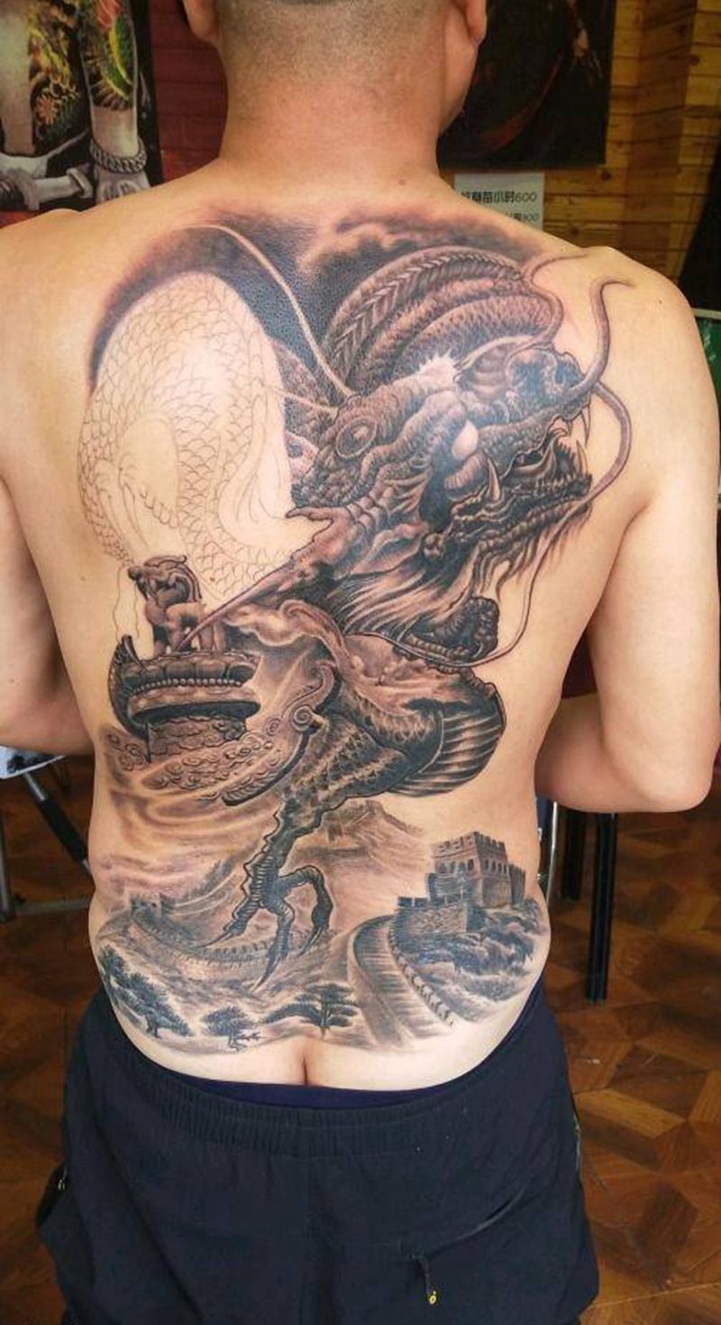 龙佑华夏纹身图片_背部传统静物鬼神成品手稿纹身图案