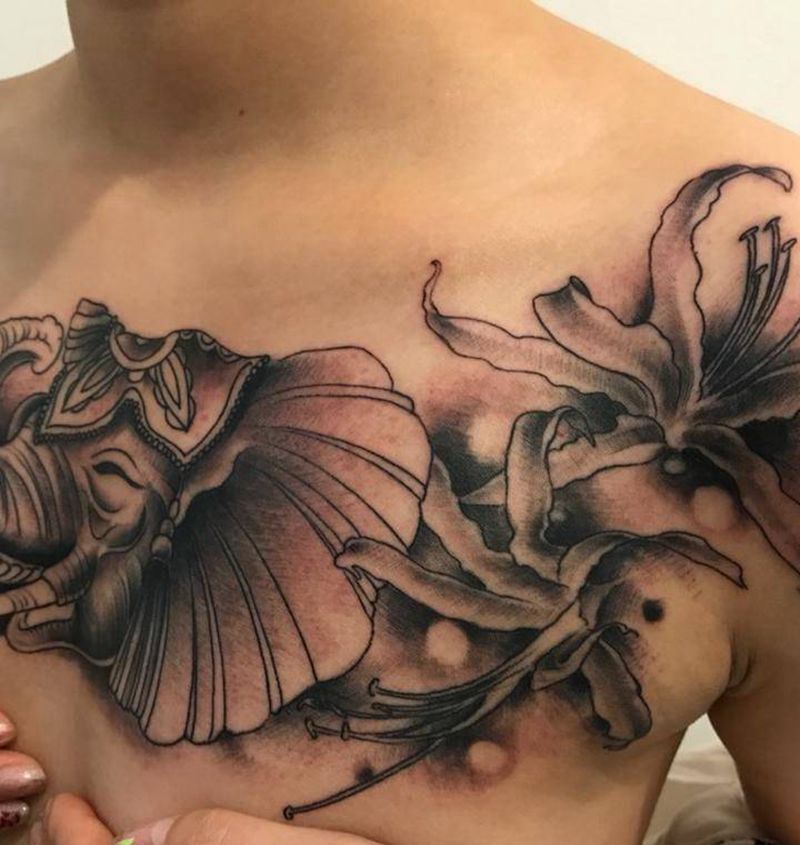 花胸纹身图片_胸部传统原创纹身图案