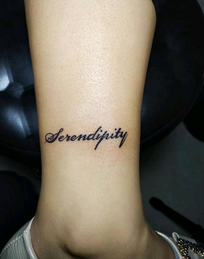 清新英文纹身图片_腿部图腾花体字纹身图案