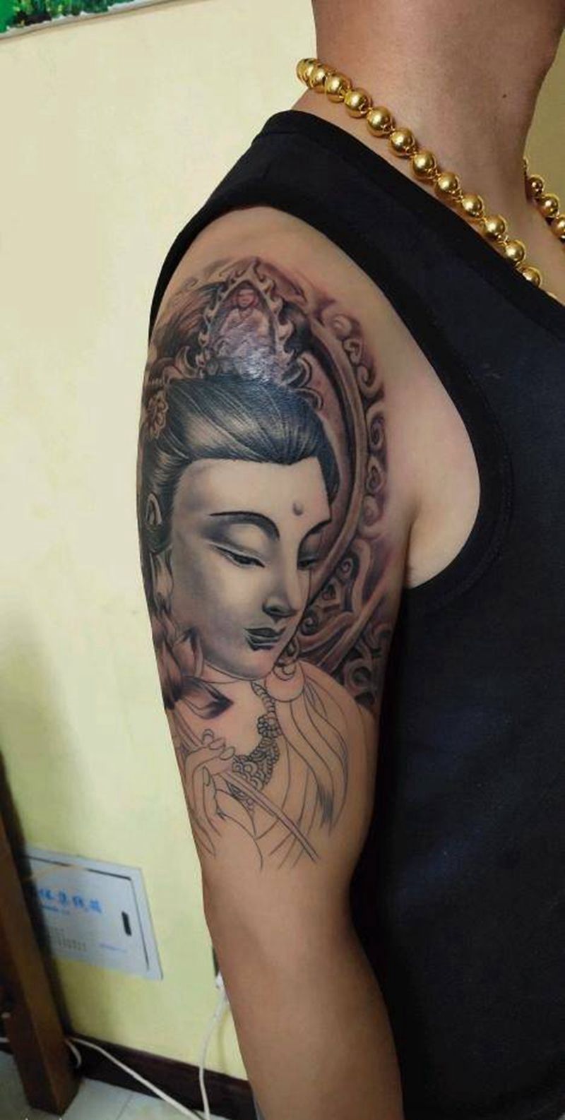 观音菩萨纹身图片_肩部手臂新传统纹身图案
