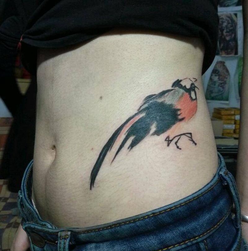 喜鹊纹身图片_腰部国画动物成品纹身图案