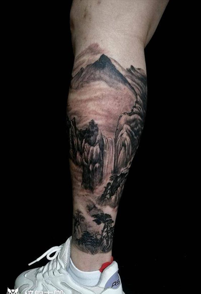 添加山水纹身图片_腿部手臂水墨新传统纹身图案