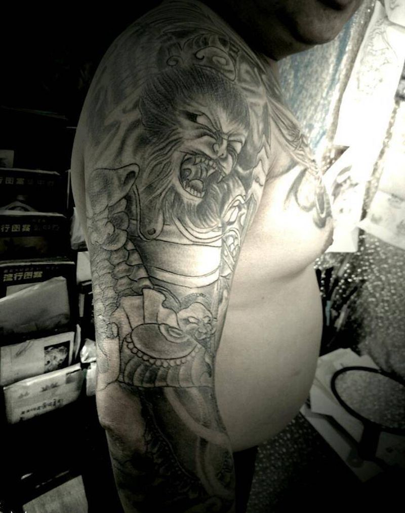 猴子大龙七分袖半胛遮盖疤痕纹身图片_胸部手臂传统人物鬼神宗教龙成品纹身图案