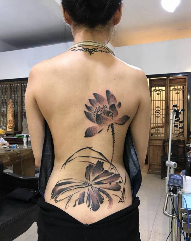 莲花纹身图片