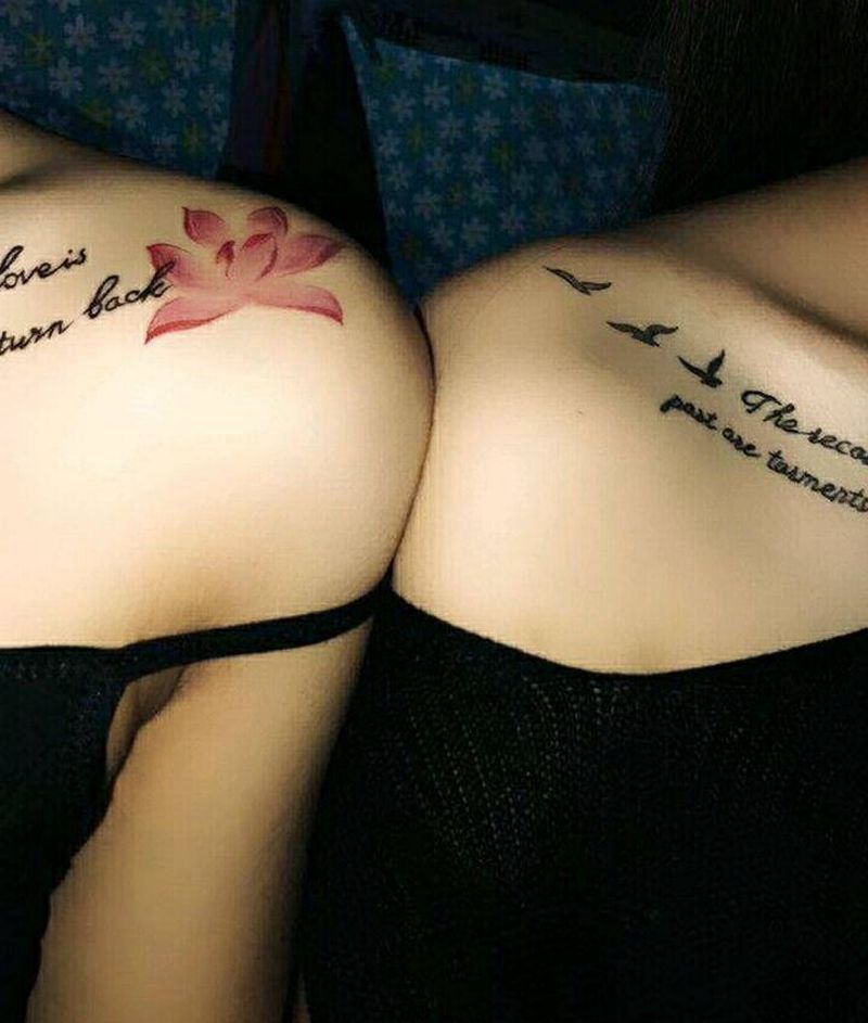 锁骨英文＋清新荷花纹身图片_胸部清新字符植物成品纹身图案