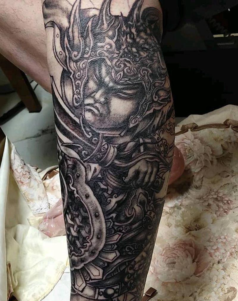 赵云花腿纹身图片_腿部新传统纹身图案