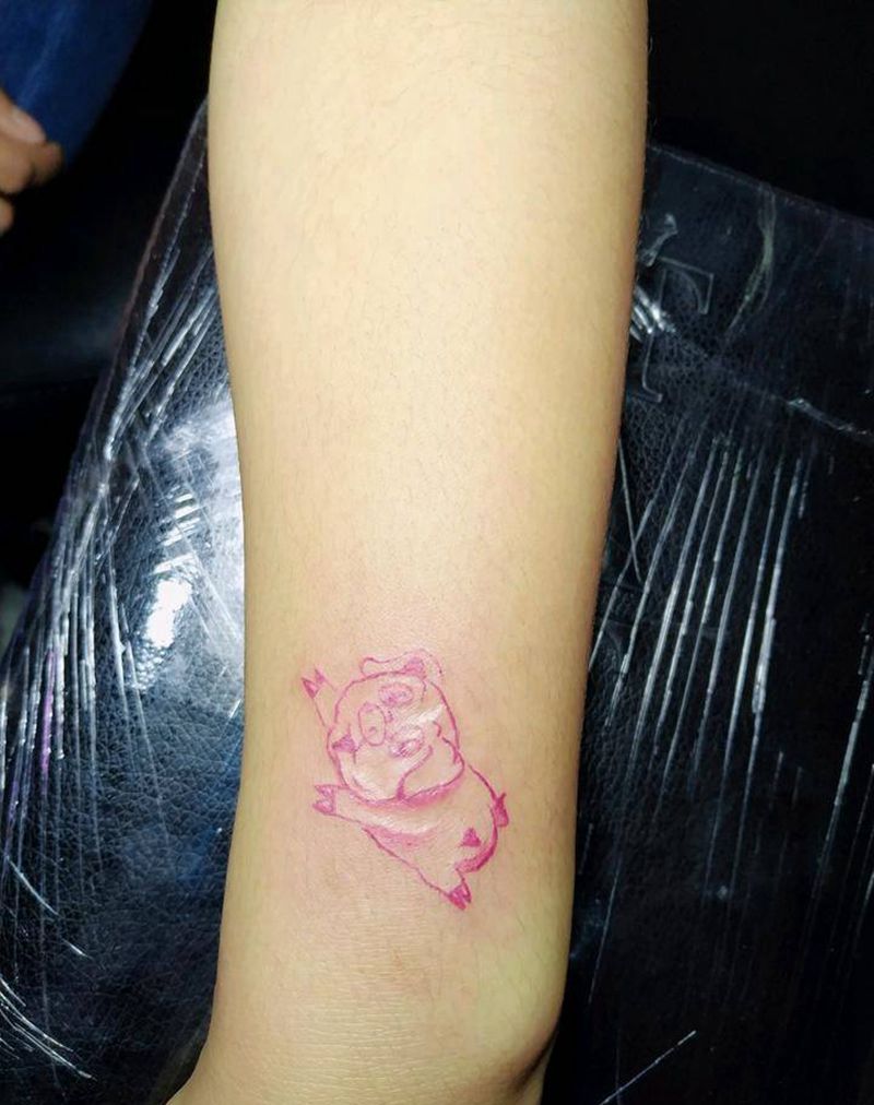 小猪纹身图片_手臂纹身图案