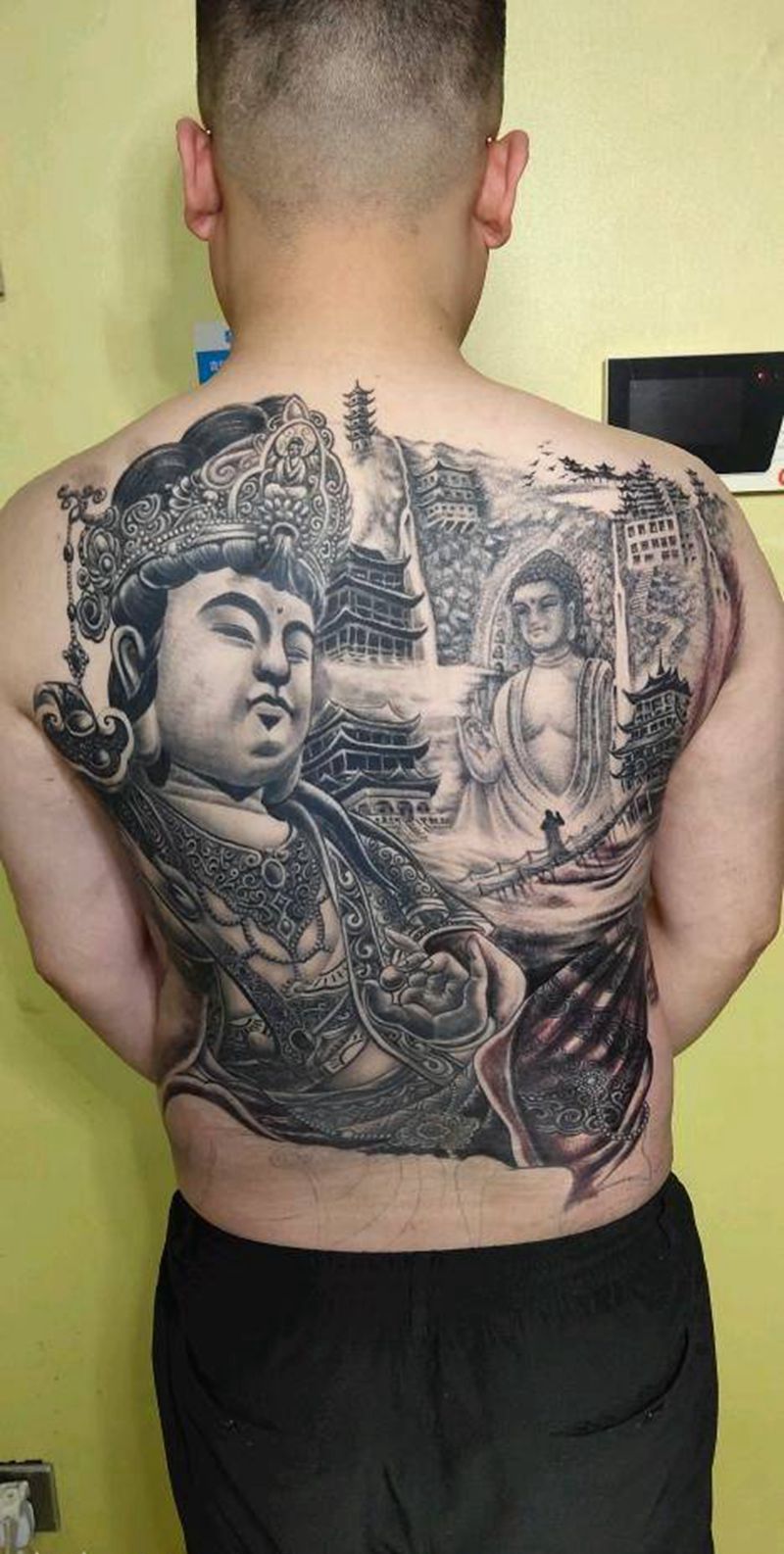 普贤菩萨纹身图片_背部新传统纹身图案