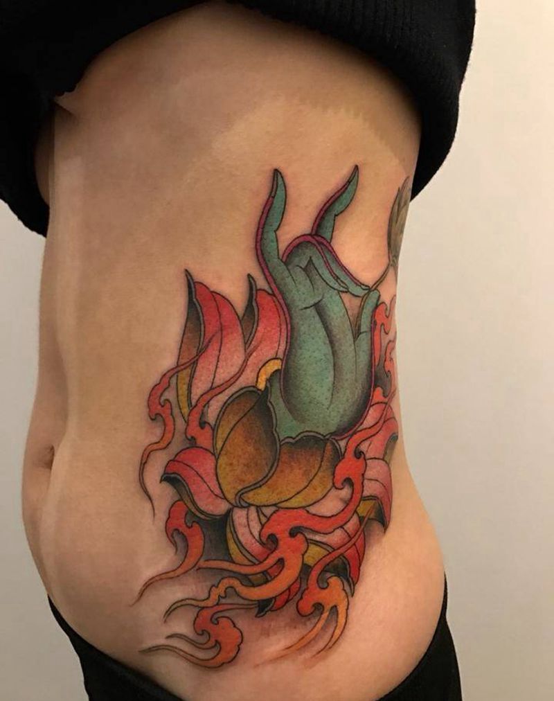 佛手纹身图片_成品腰部传统宗教原创植物纹身图案