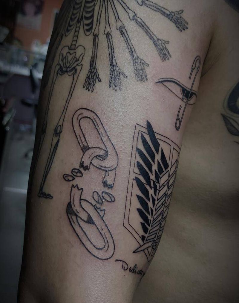 小图拼接花臂纹身图片_手臂Old School几何暗黑纹身图案