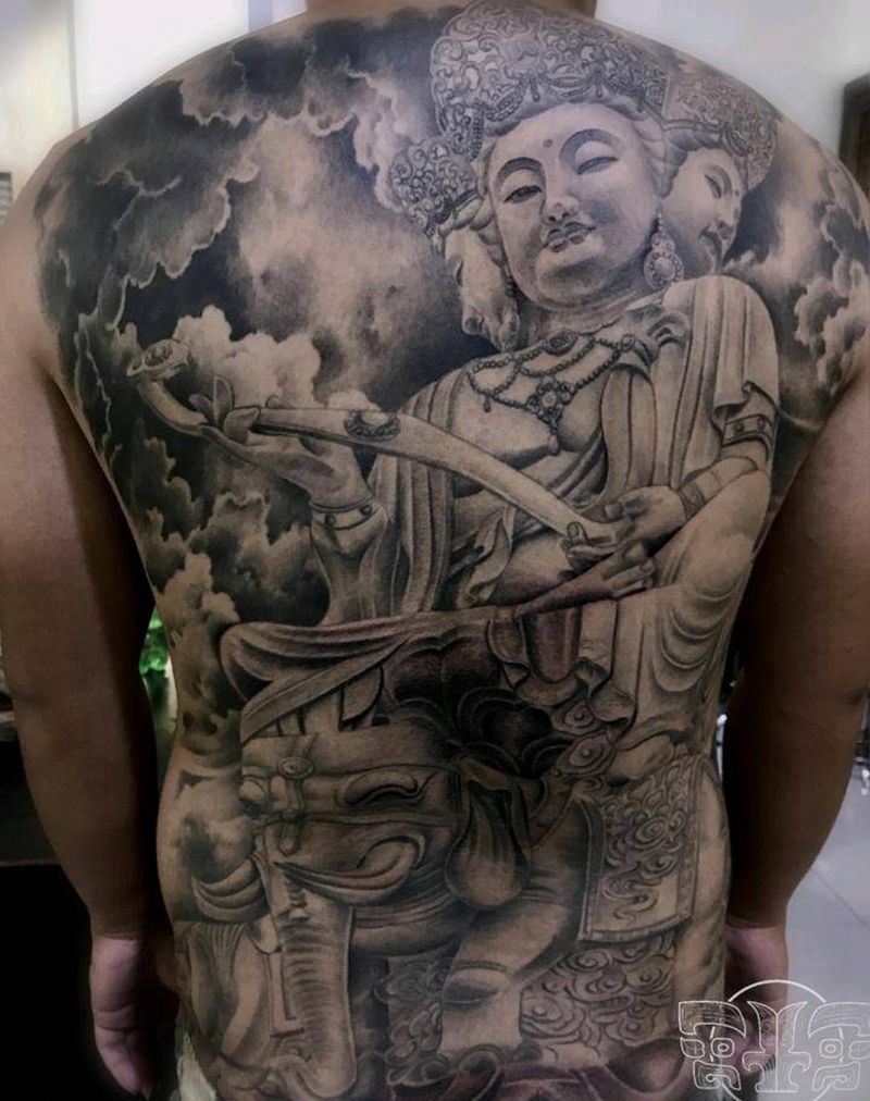 普贤菩萨纹身图片_背部欧美写实纹身图案