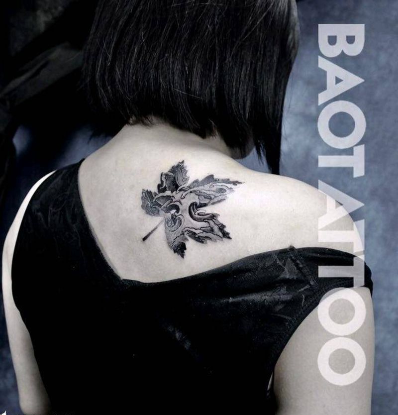 枫叶纹身图片_背部传统成品纹身图案