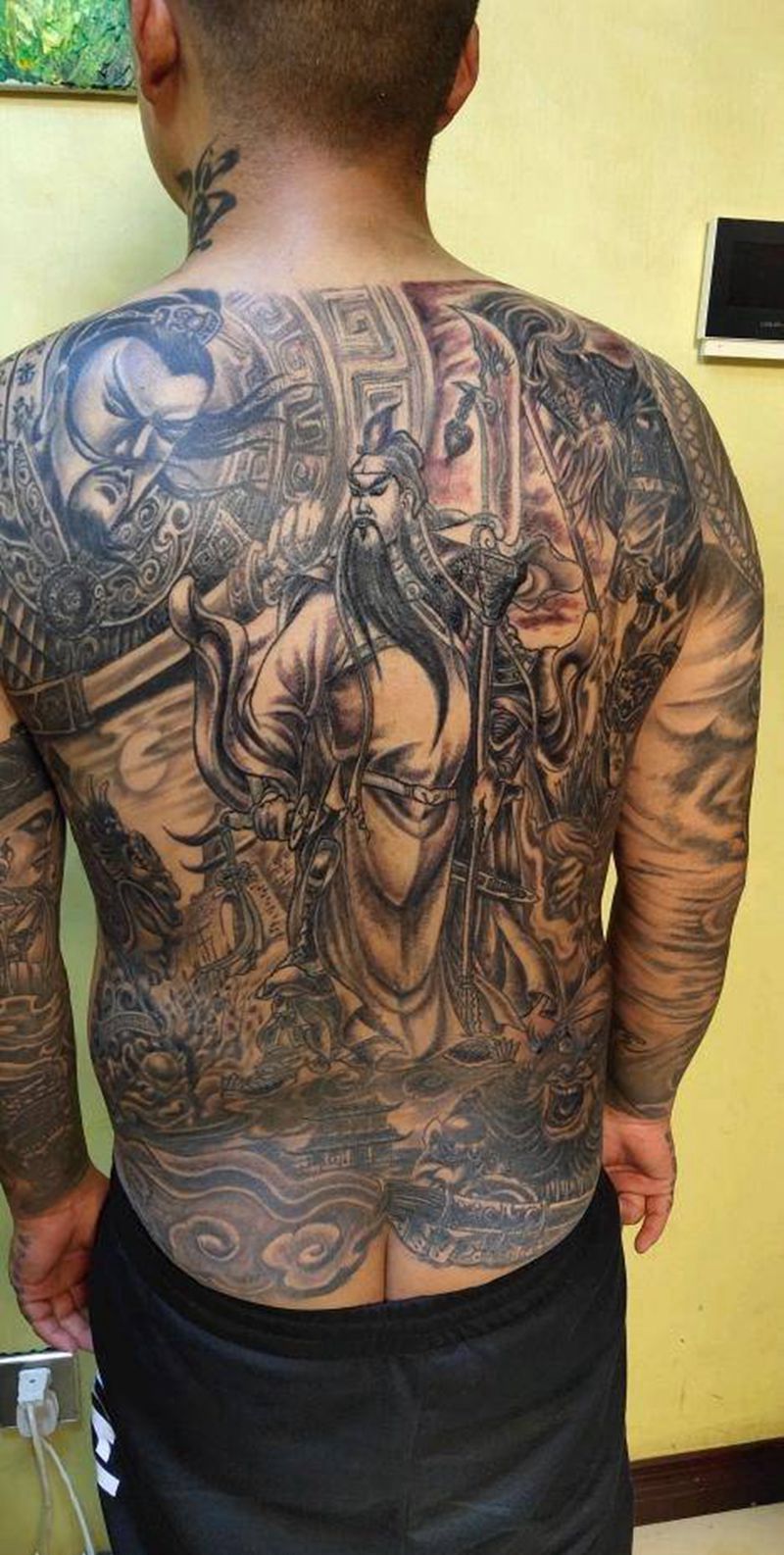 三国演义纹身图片_背部新传统纹身图案