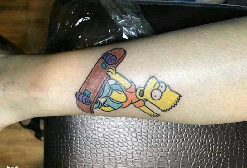 辛普森纹身图片_肩部胸部腹部腰部背部腿部欧美传统成品手稿纹身图案