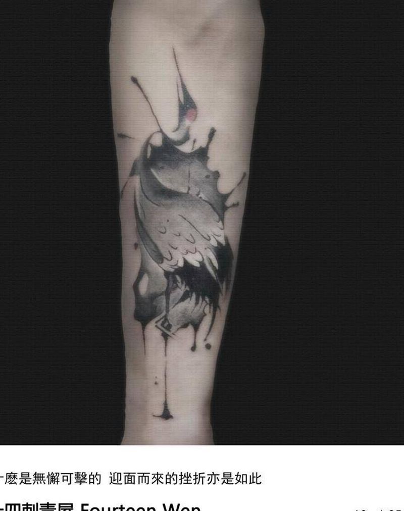 水墨纹身图片_腿部水墨纹身图案