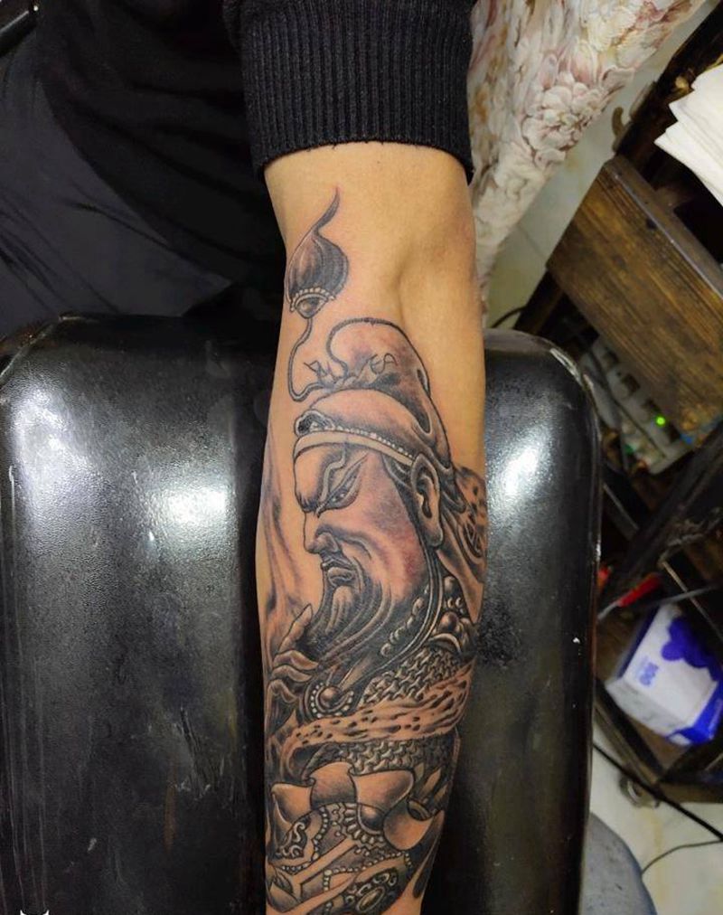关公纹身图片_手臂老传统纹身图案