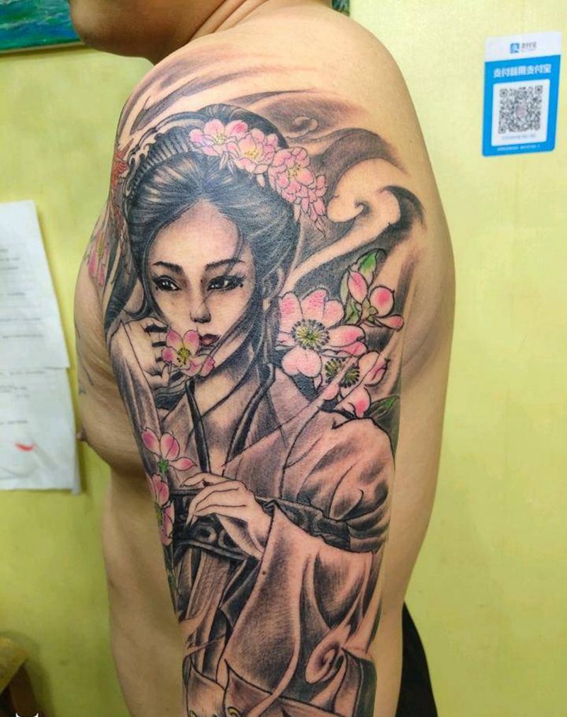 花姬纹身图片_手臂新传统纹身图案