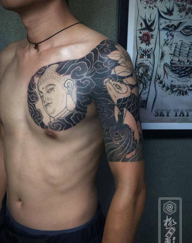 传统半胛未完成纹身图片_胸部手臂传统纹身图案