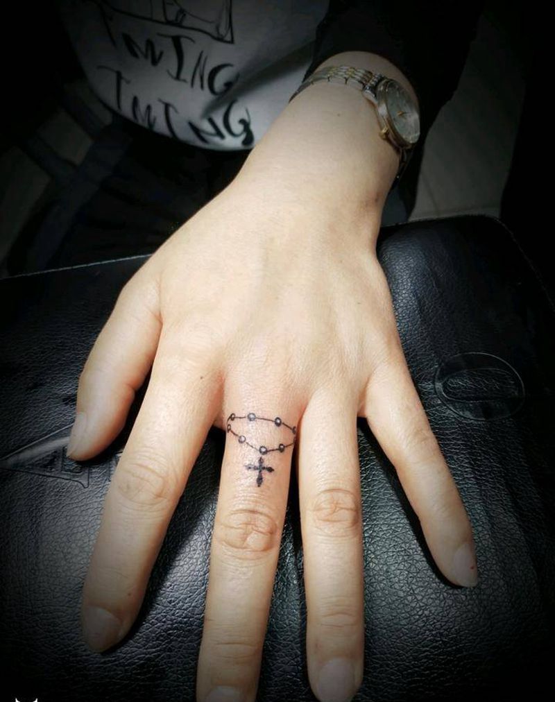 手指小纹身纹身图片_手部几何图腾纹身图案