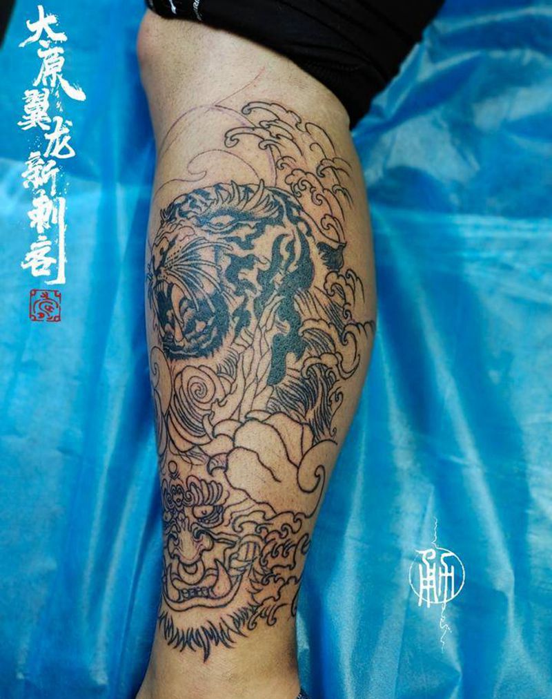 包小腿彩色未完成纹身图片_腿部新传统点刺纹身图案