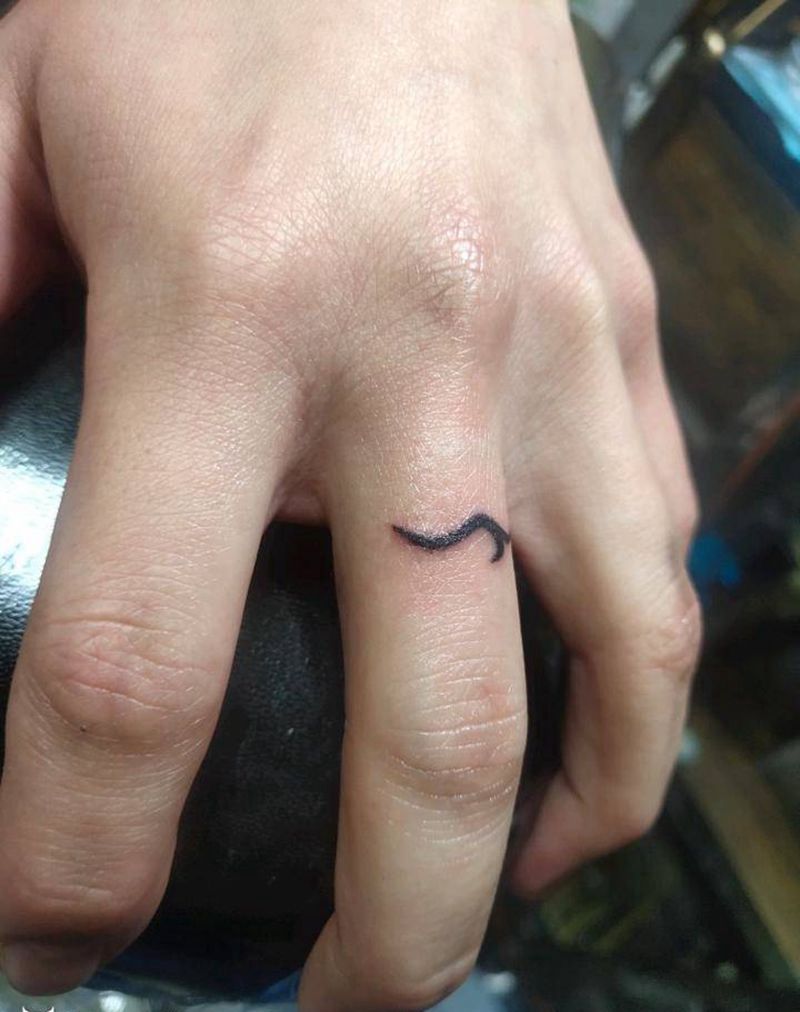 小图腾纹身图片_手部老传统图腾纹身图案