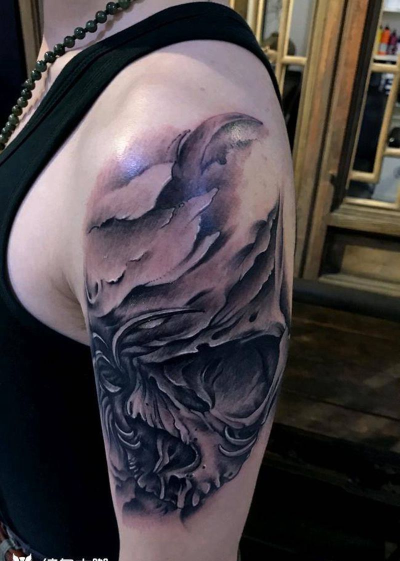 骷髅纹身图片_手臂欧美写实纹身图案