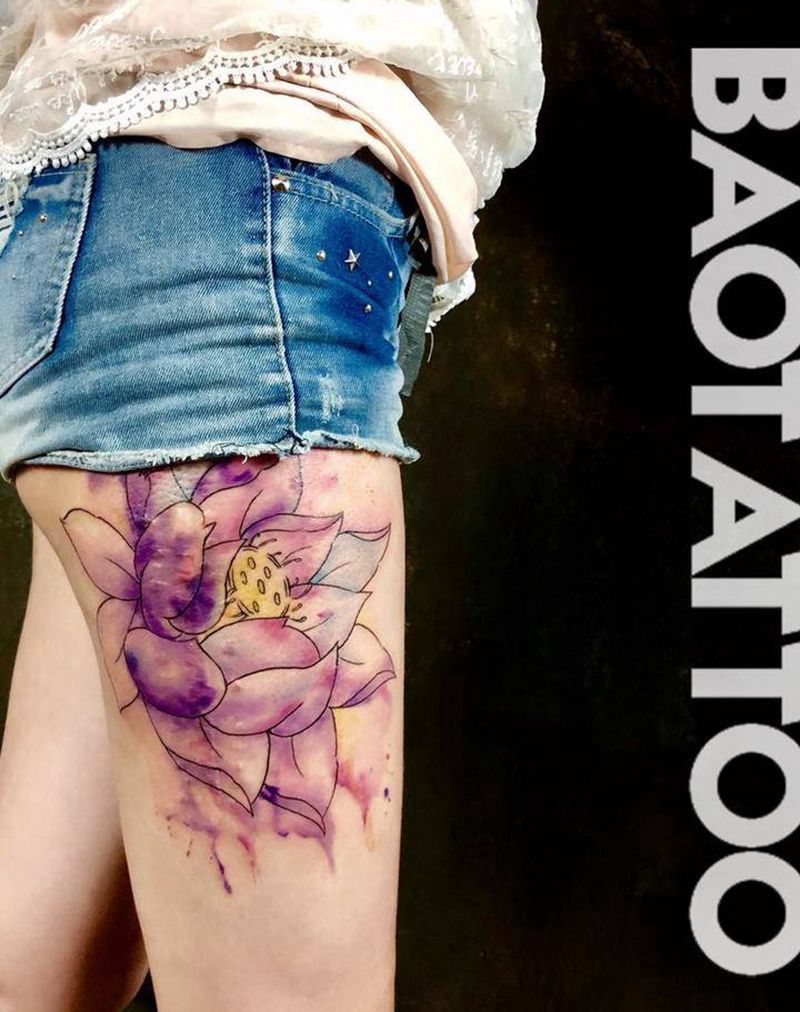 荷花遮盖纹身图片_腿部水彩纹身图案