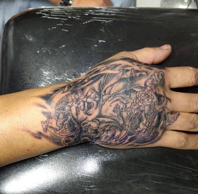 财神纹身图片_手部手臂新传统纹身图案