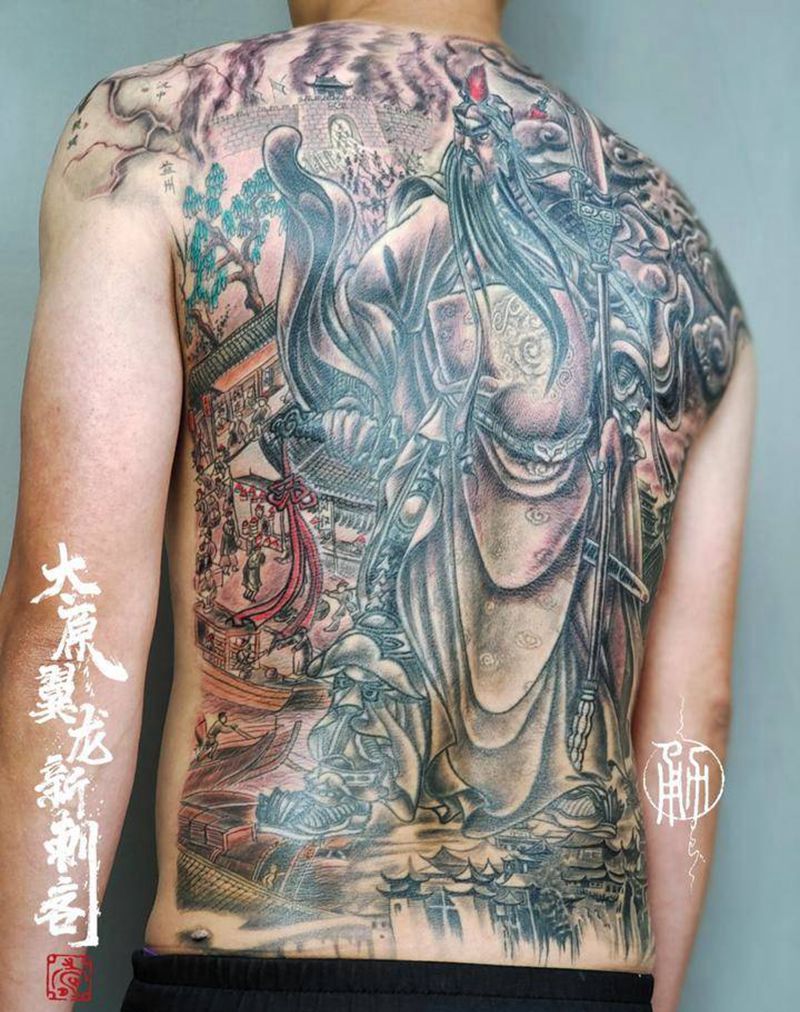 满背关公纹身图片_背部新传统纹身图案