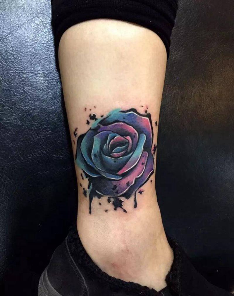 玫瑰花遮盖图腾纹身图片_成品脚部欧美传统植物纹身图案