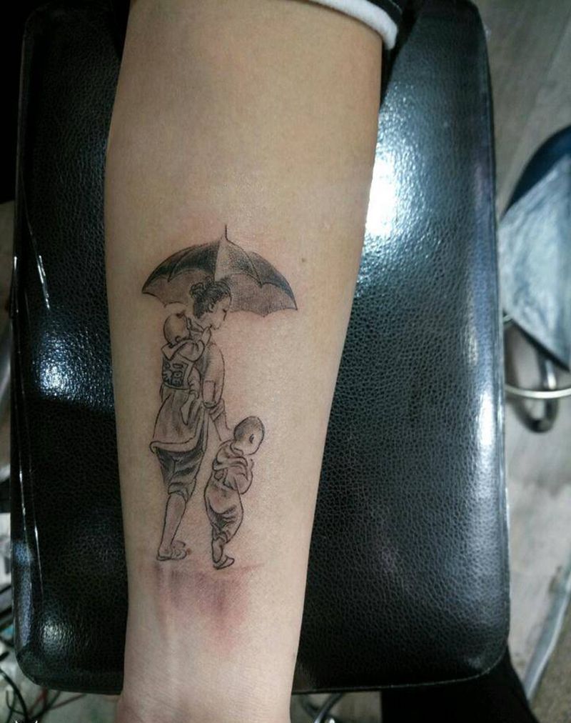 母爱纹身图片_手臂肖像清新国画人物成品纹身图案