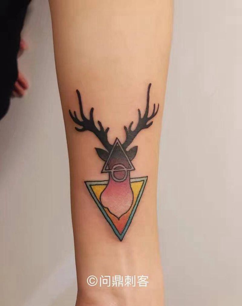 鹿纹身图片_成品手臂清新几何原创纹身图案