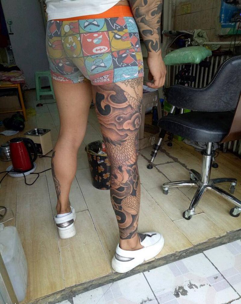 花腿龙纹身图片