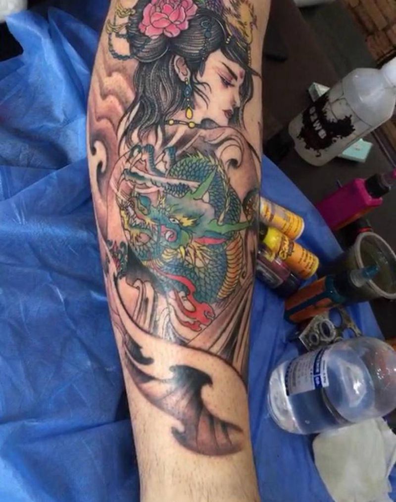 艺妓纹身图片_新传统纹身图案