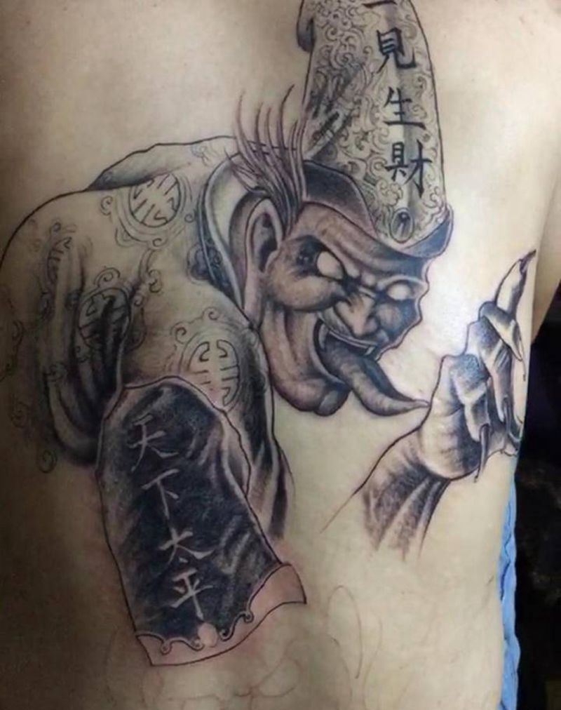 未完成黑白无常纹身图片_新传统纹身图案