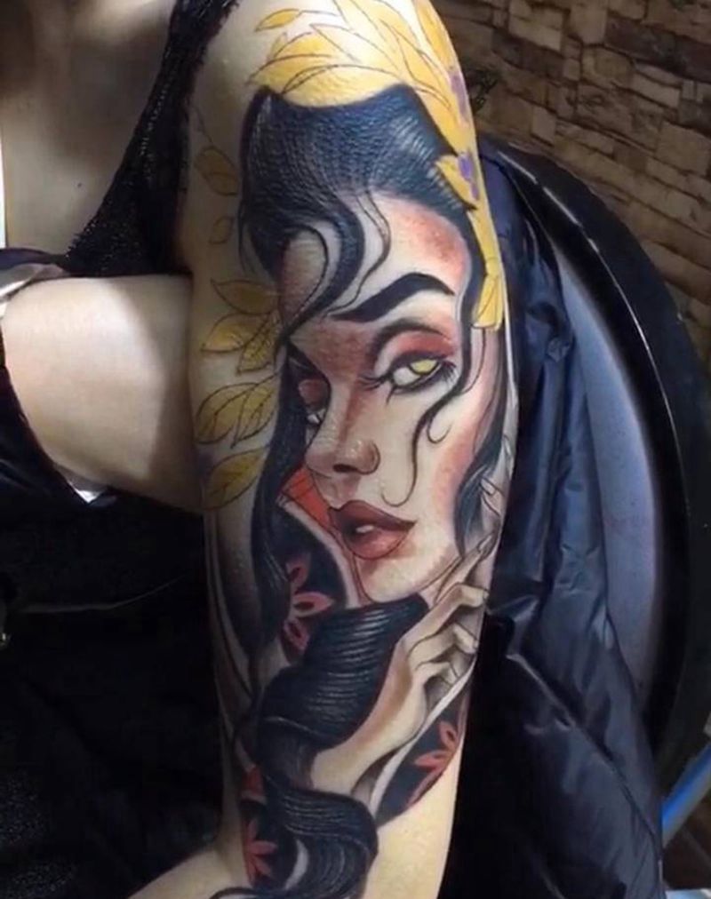 外国美女纹身图片_欧美写实纹身图案