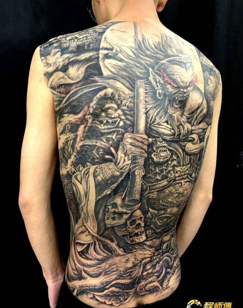 斗战圣佛纹身图片_背部新传统纹身图案