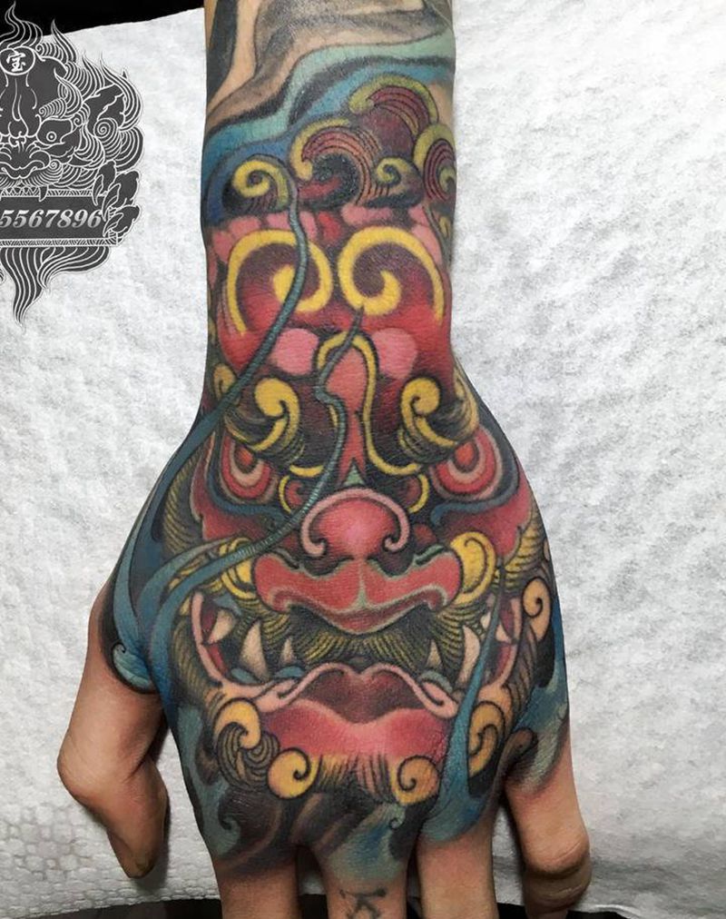 唐狮纹身图片_手部新传统唐狮纹身图案
