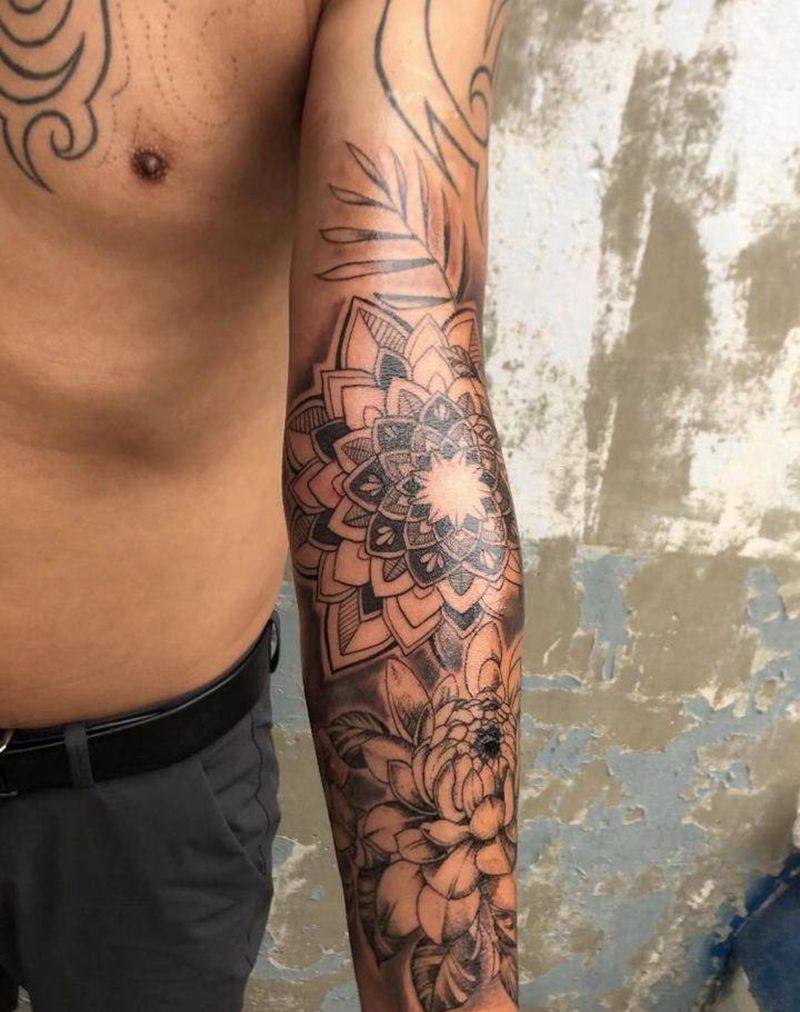 繁花纹身图片_几何纹身图案