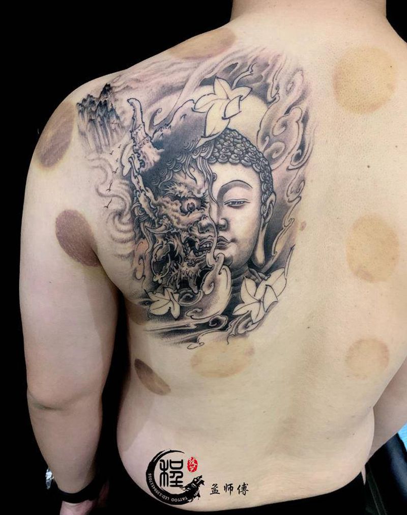 佛魔一念间纹身图片_背部新传统纹身图案