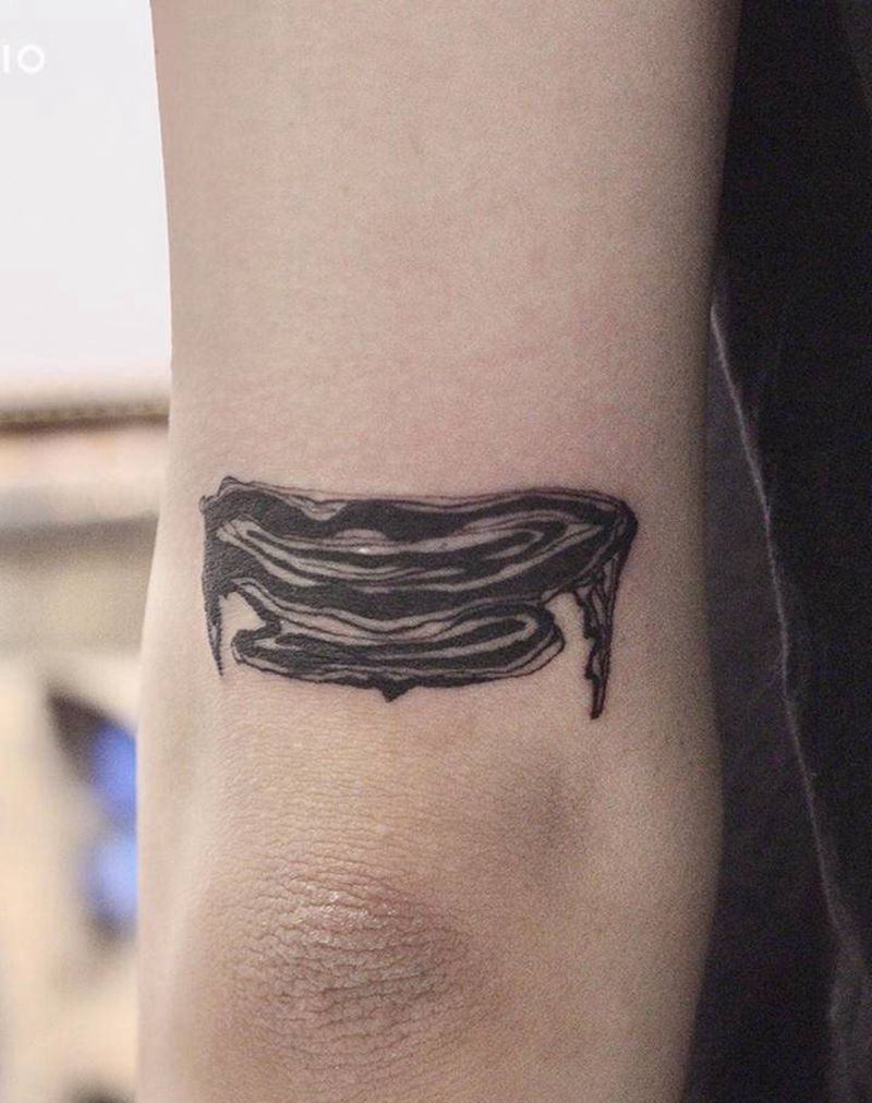 水台纹身图片_手臂几何水纹身图案