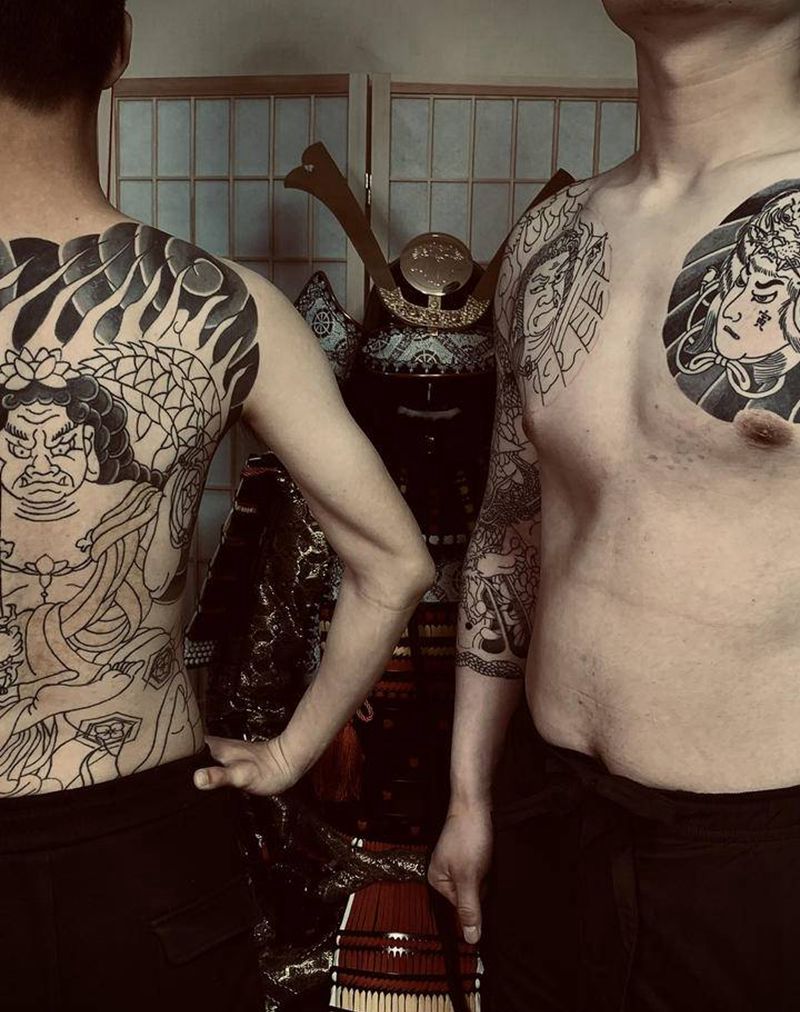 都是未完纹身图片_手臂老传统纹身图案