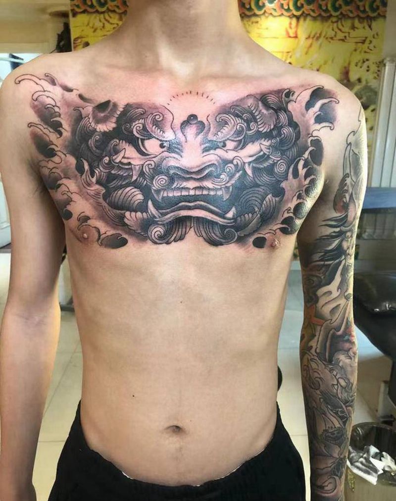 花胸唐狮纹身图片_胸部新传统纹身图案